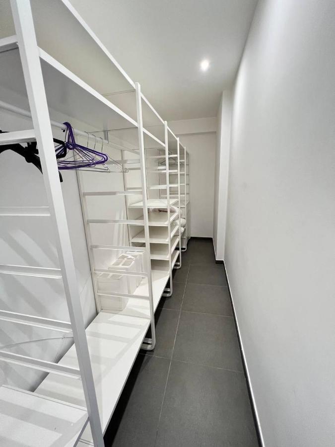 Modern Loft Center Of Turin + Jacuzzi 30M Metro Apartment Collegno Bagian luar foto