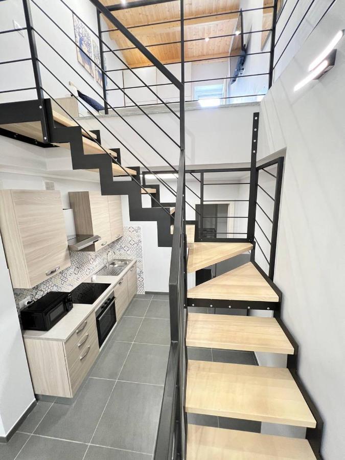 Modern Loft Center Of Turin + Jacuzzi 30M Metro Apartment Collegno Bagian luar foto